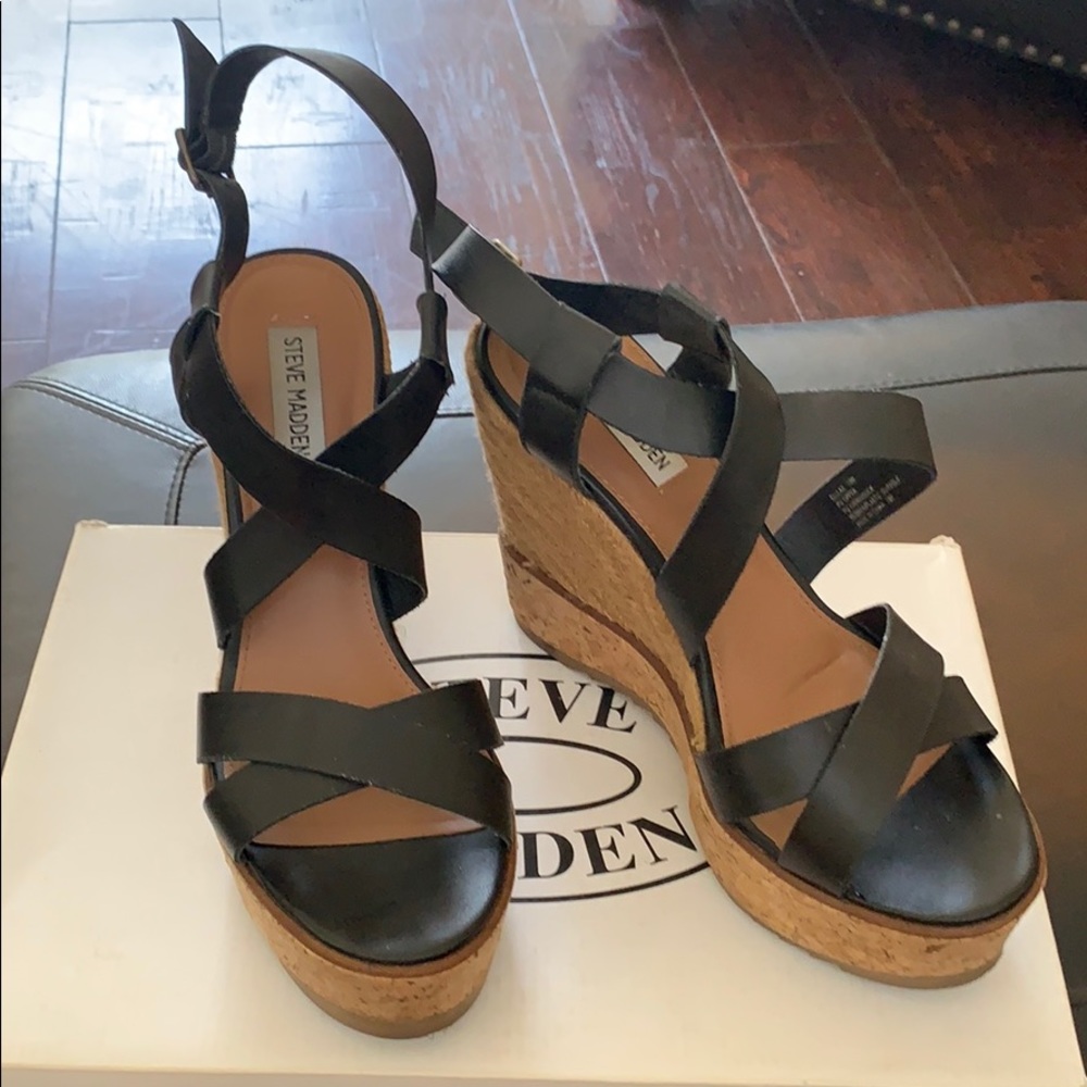 Steve Madden Wedges